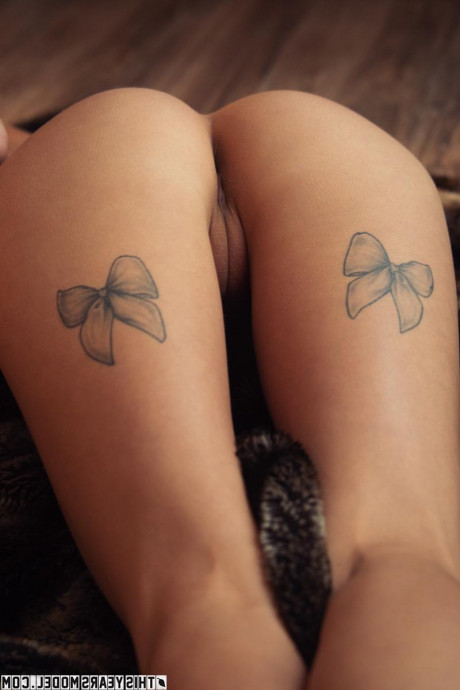 Эмма Хикс картинка 11